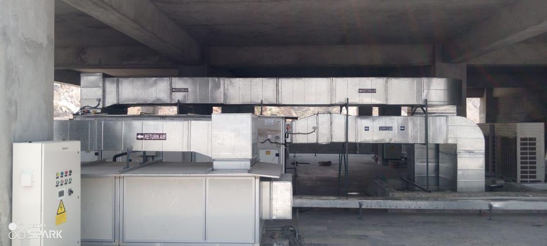 Multi-storey riser duct installation on high-rise